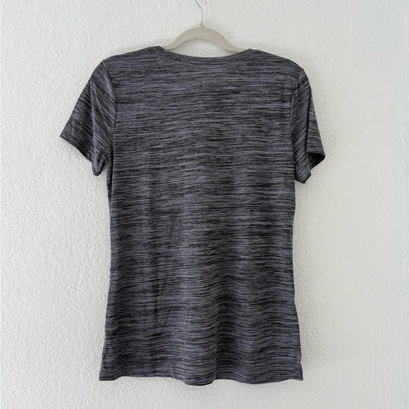 Nike Women's Gray Oregon Ducks T-Shirt size Small - Picture 4 of 6